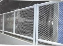 優(yōu)質(zhì)防護(hù)屏障 橋梁護(hù)欄網(wǎng)、小區(qū)圍網(wǎng)與桃形護(hù)欄網(wǎng)的專(zhuān)業(yè)解析